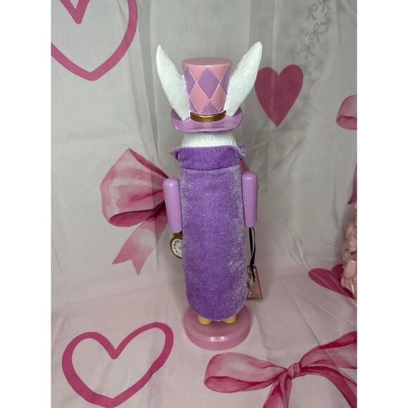 TOPHAT & TAIL mad Hatter Easter bunny nutcracker - Picture 6 of 7